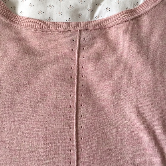 GAP Women’s Sweater Short Sleeve Shirt - Picture 5 of 5